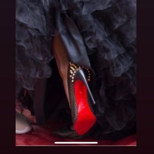 Red Bottom US size 9